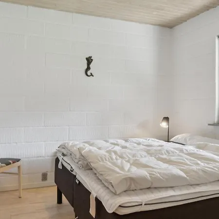 Gorgeous In With Wifi Holiday home